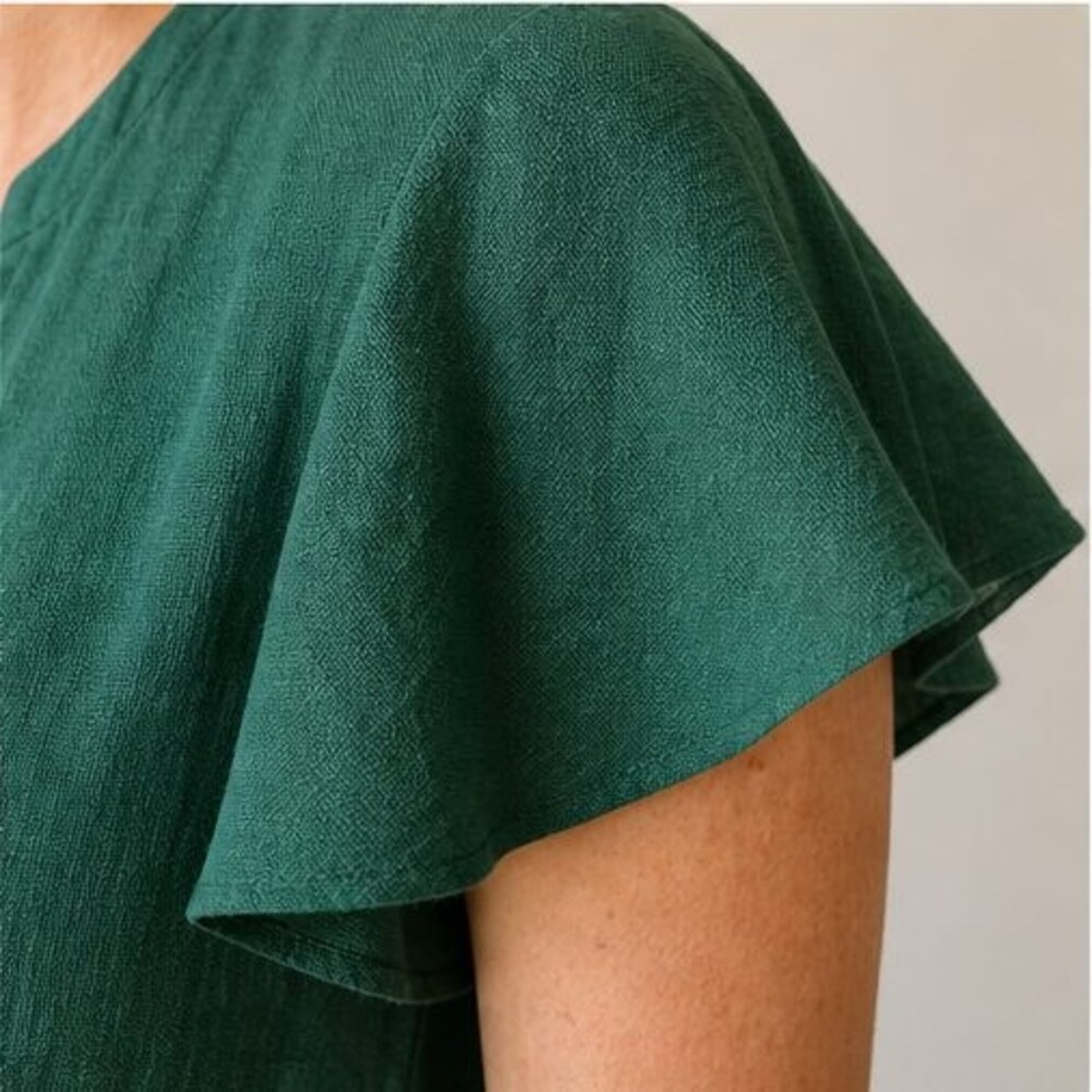 Emerald Ruffle Blouse - Picture 5 of 6